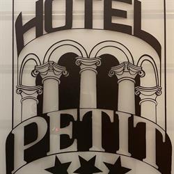 Hotel Le Petit