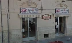 Bar Black And White