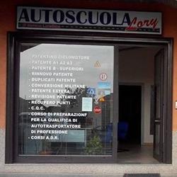 Autoscuola Lory Di Serrano Loredana