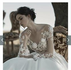 ELEGANZA LUCIA SNC