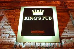 King'S Pub Sebastiani Silvestro