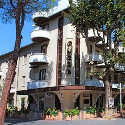 Hotel Flora