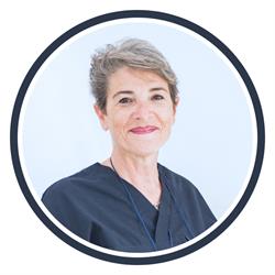 Marina Iaquaniello - Dentista Velletri
