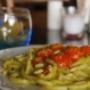 Pici al pesto e pomodorini