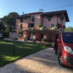 B&B Villa Ai Tigli Di Avenali E.