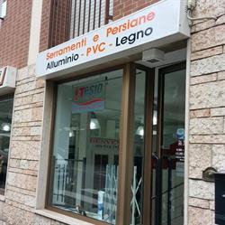 G.r.g. Infissi Servizio Clienti Showroom Porte Finestre