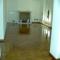 Stesso parquet dopo lamatura e levigatura con rifinitura lucida