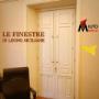 Privacy e sicurezza infissi in legno con scuretti