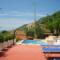 Piscina e solarium