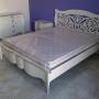 Camera da letto laccata bianco argento melania