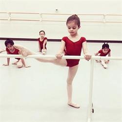 Dance Academy A.S.D. (Cinzia Cincinelli -Presidente C.D.)