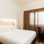 Queen Guest Room