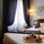CAMERA HOTEL