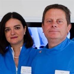 Dental Implant Center Sas