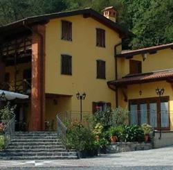 Trattoria Il Poggio Dei Valaperta Di Moro e Masnada S.n.c.