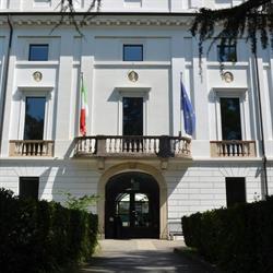 Biblioteca Civica Giacinto Gambirasio