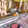 Caricato da visitatore il 22/11/2017 - punto vendita salumeria di Alba nelle Langhe