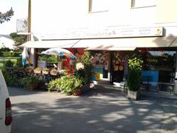 Strawberry SRL