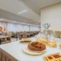 Assorted breakfast items
