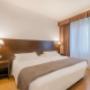 Spacious guest room