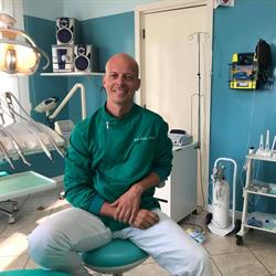 Centro Dentale SAS Di Merico Mirko e C.