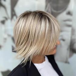 Salone Follie Uomo Donna (S.N.C.) Trattamento-Cura-Capelli