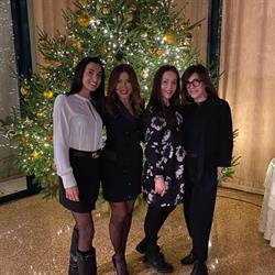 Nizza S.R.L. Abbigliamento Donna