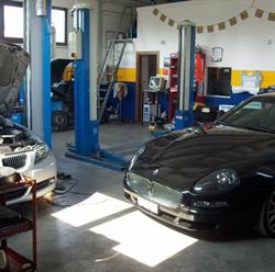 Sud Car Di Negro Daniele & C. Snc. Autofficina meccanica,elettrauto,gommista ,noleggio auto