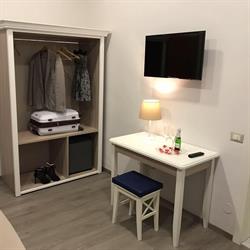 Hotel Magenta