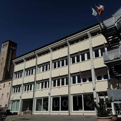 Scuola - Istituto A. Fleming Ist. Aeronautico - Ottico Istituto Dante Alighieri Srl