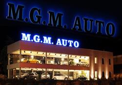 M. G. m. Auto