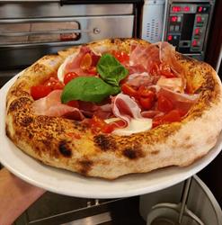 Hollywood Pizza Restaurant