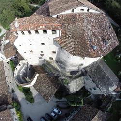 Castel Pietra