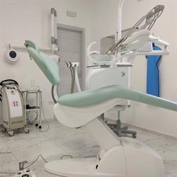 Studio Dentistico Dott. R. Pezzella