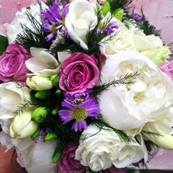 Fiori e Piante di Maddalena Fiori e Piante di Dobri Magdolna Zita Servizio a Domicilio Interflora