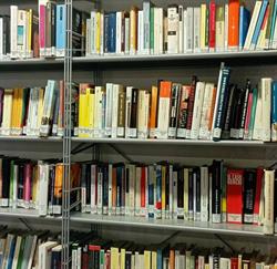 Comune di la Maddalena Biblioteca Comunale di la Maddalena