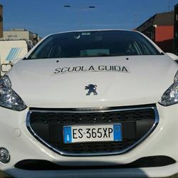 Autoscuola Tralli S.a.s Di Tralli Alessandro