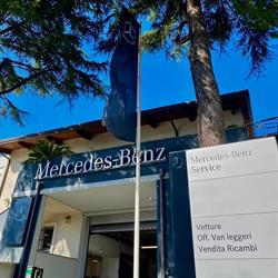 Mercedes Benz