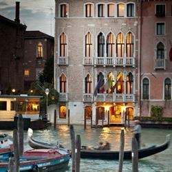 Hotel Pesaro Palace