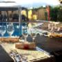 Ristorante con Piscina