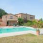 Casale con Piscina