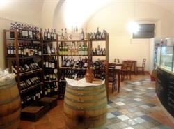 LA CANTINA DI TIPI' DI PIERO GARAVELLI