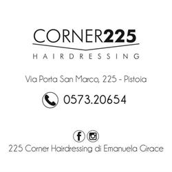 Corner 225 di Girace Emanuela