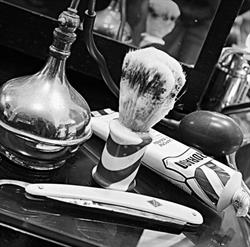 Estro Jonathan Barber Shop