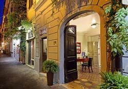 Anahi Hotel