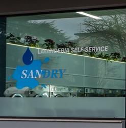 Sandry - Lavanderia Self-Service Assistita e Stireria a Vicenza