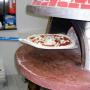 Pizzeria con Forno a Legna
