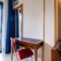 Spacious guest room