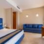 Spacious guest room