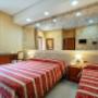 Guest room with single bed(s)